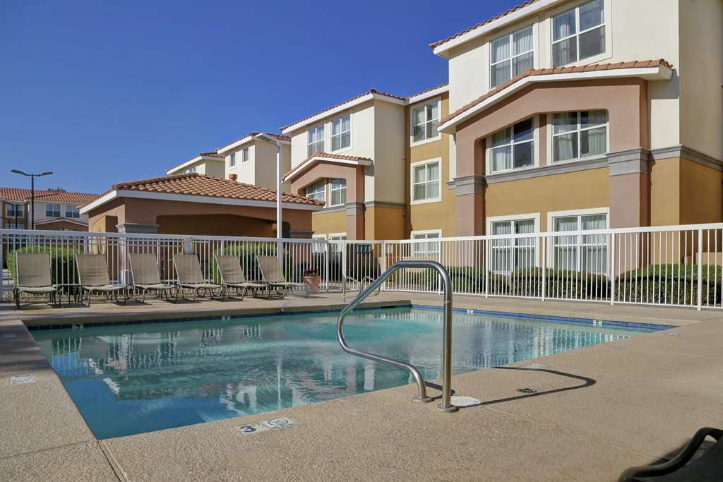 Homewood Suites Phoenix-Скоттсдейл Зручності фото